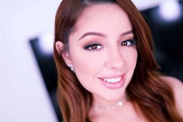 Ванна сосать любит и никогда не откажется от хуя