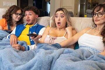 Подборка развеселых групповушек: что делать, если в койке стало скучно!